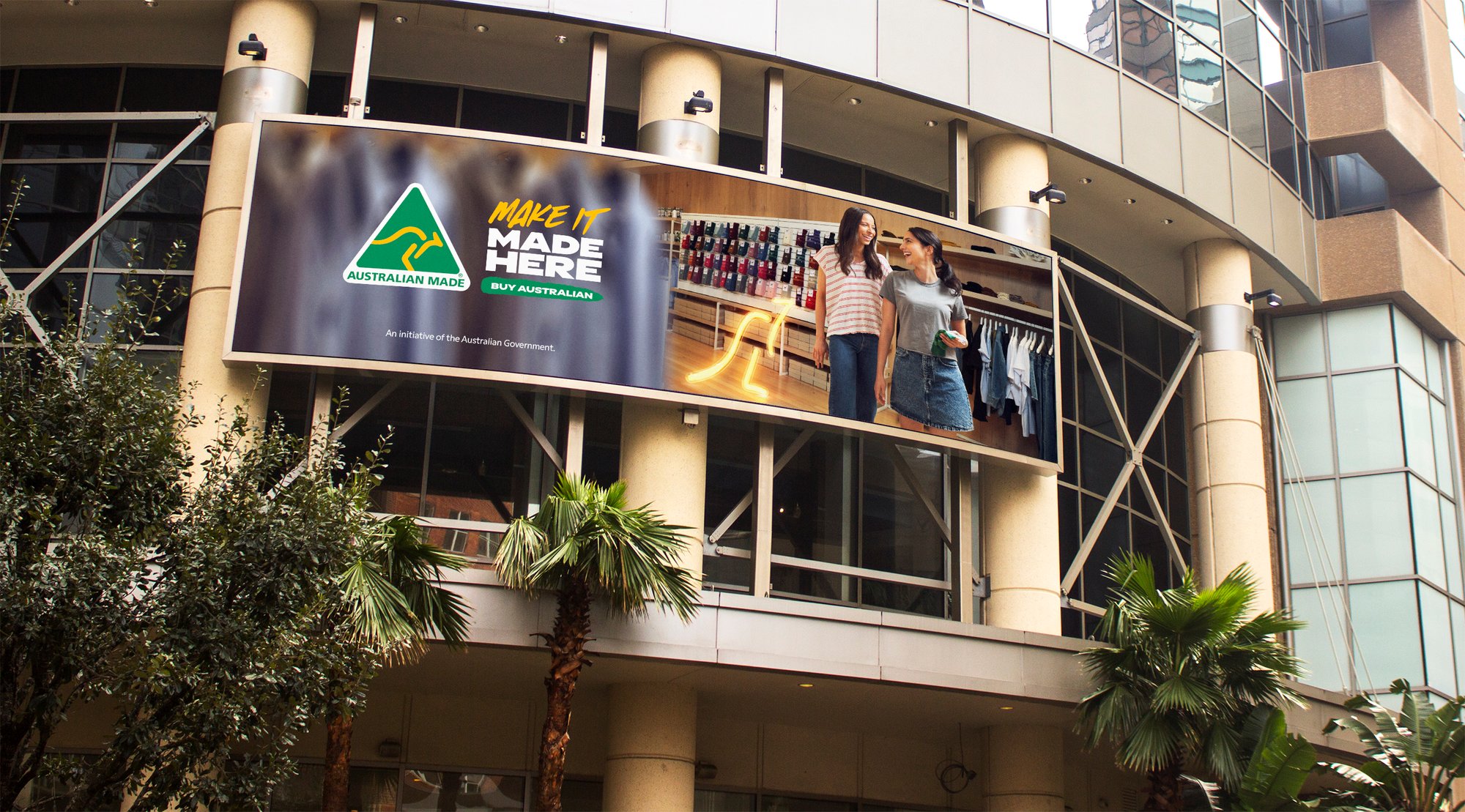 AusMade_Retail_CurvedBillboard_V1